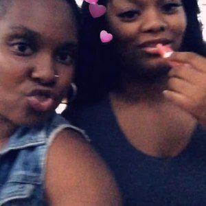 Meet your Posher, Sharon